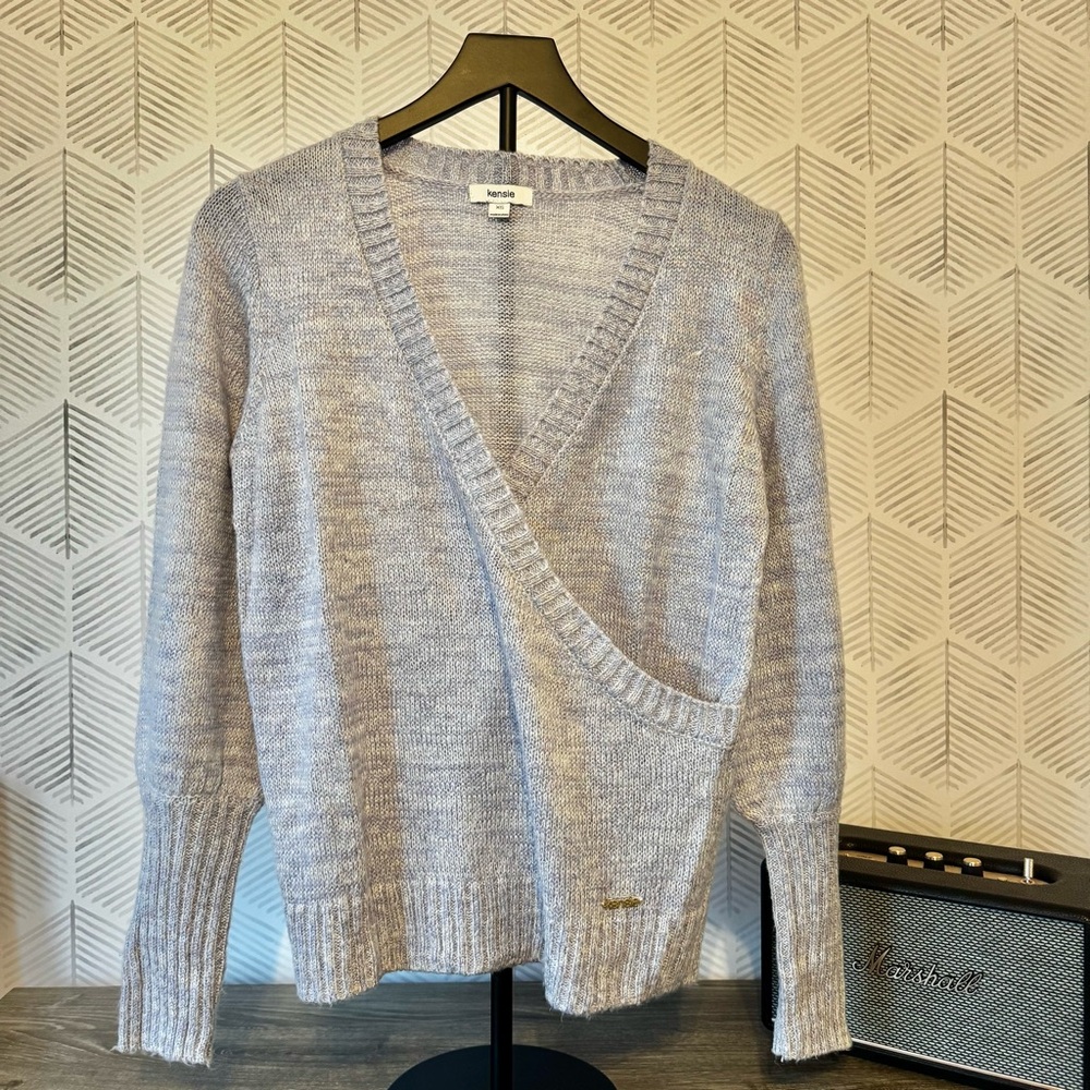 Kensie Light Purple Sparkly V-Neck Women's Sweater